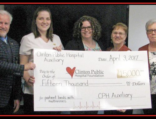 Auxiliary Presents Donation to Hospital Foundation