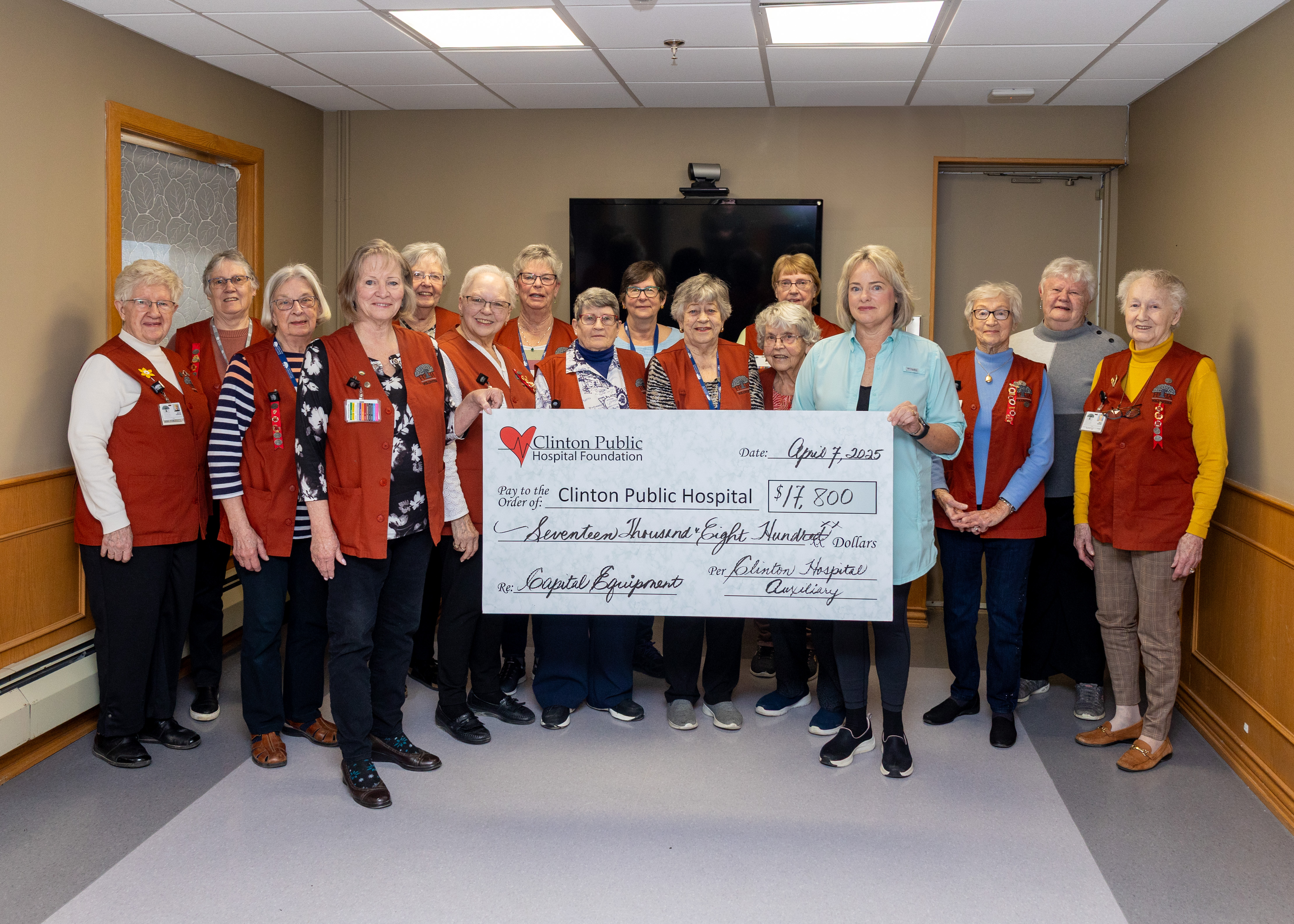 Auxiliary Cheque Presentation to the Foundation 2025